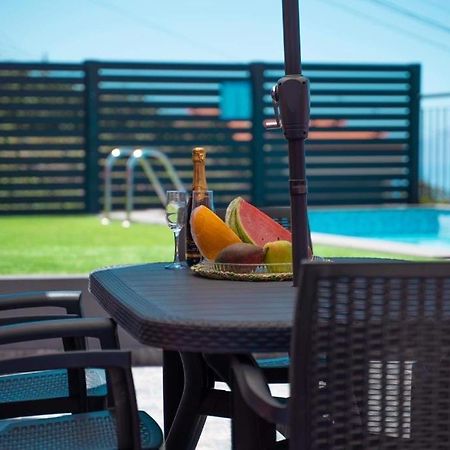 Villa Rosa With Private Pool By Hr Madeira ريبيرا برافا المظهر الخارجي الصورة